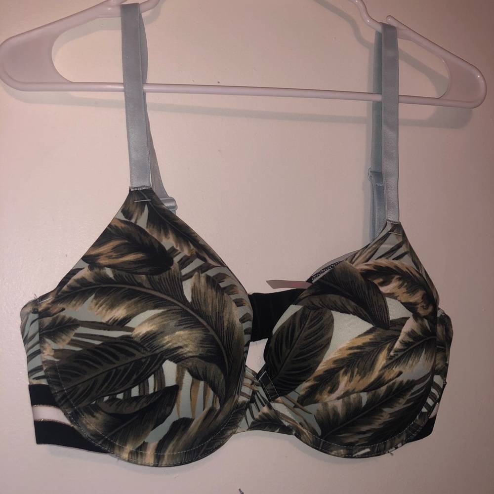 VS PINK bra